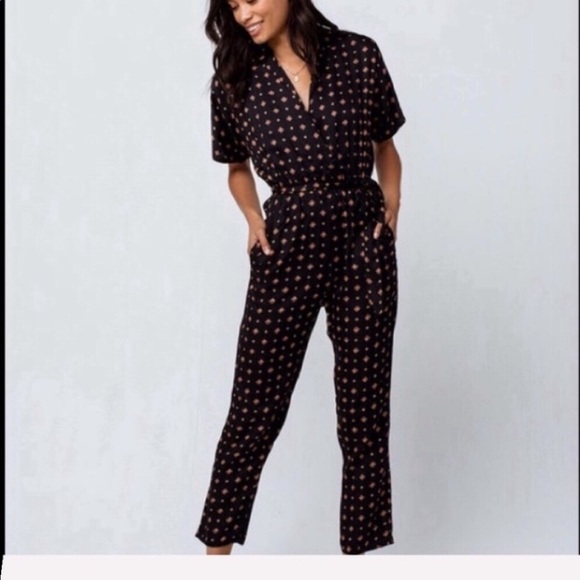 🌴🌼BILLABONG- BED STORY JUMPSUIT🌼🌴 - Picture 4 of 8